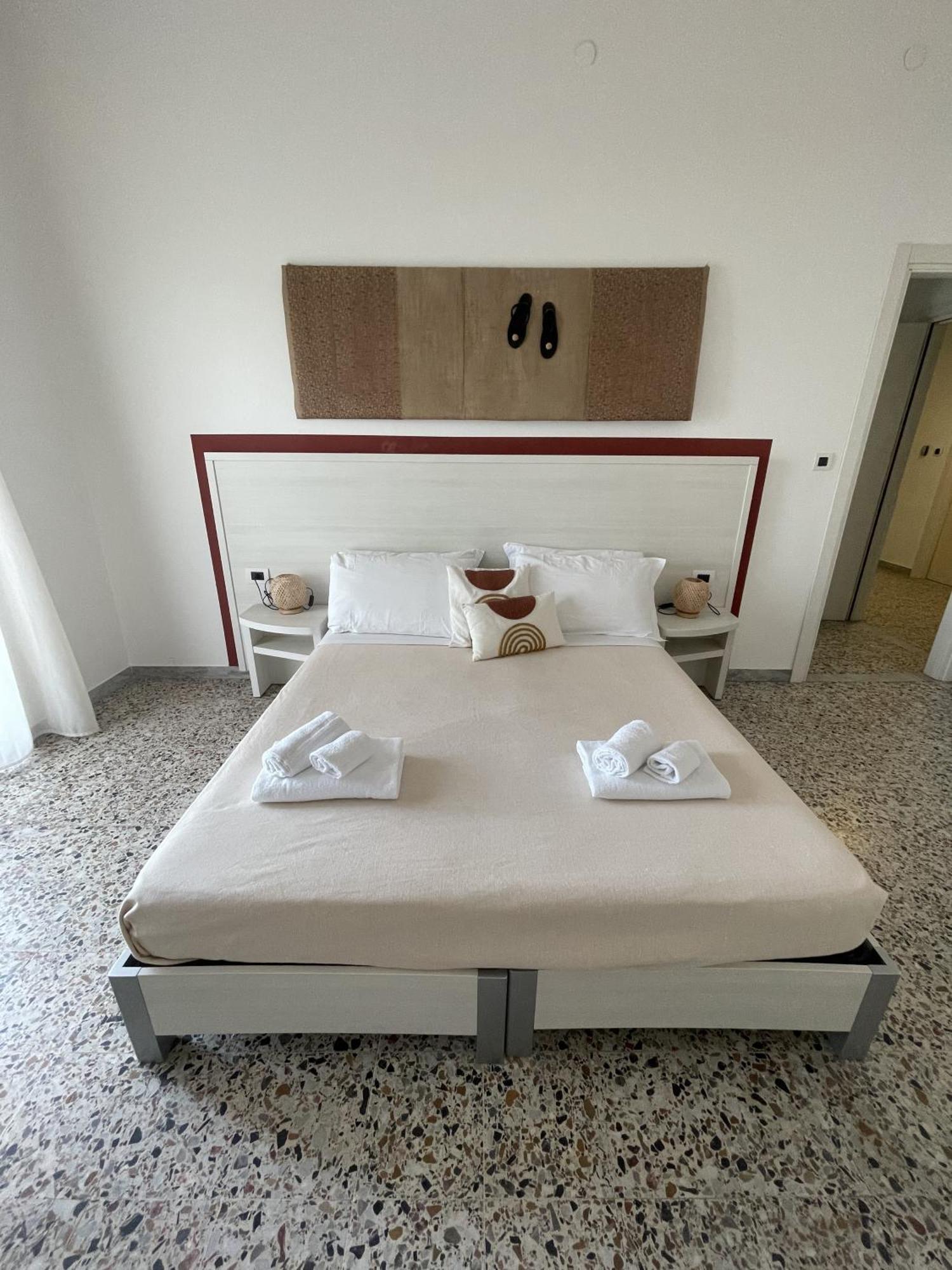 Hotel Maluentu Putzu Idu Luaran gambar
