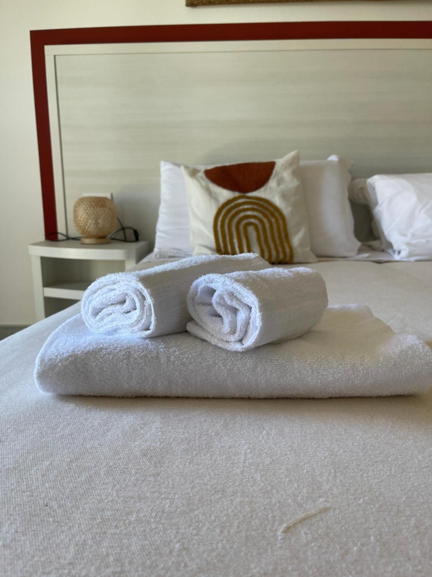 Hotel Maluentu Putzu Idu Luaran gambar