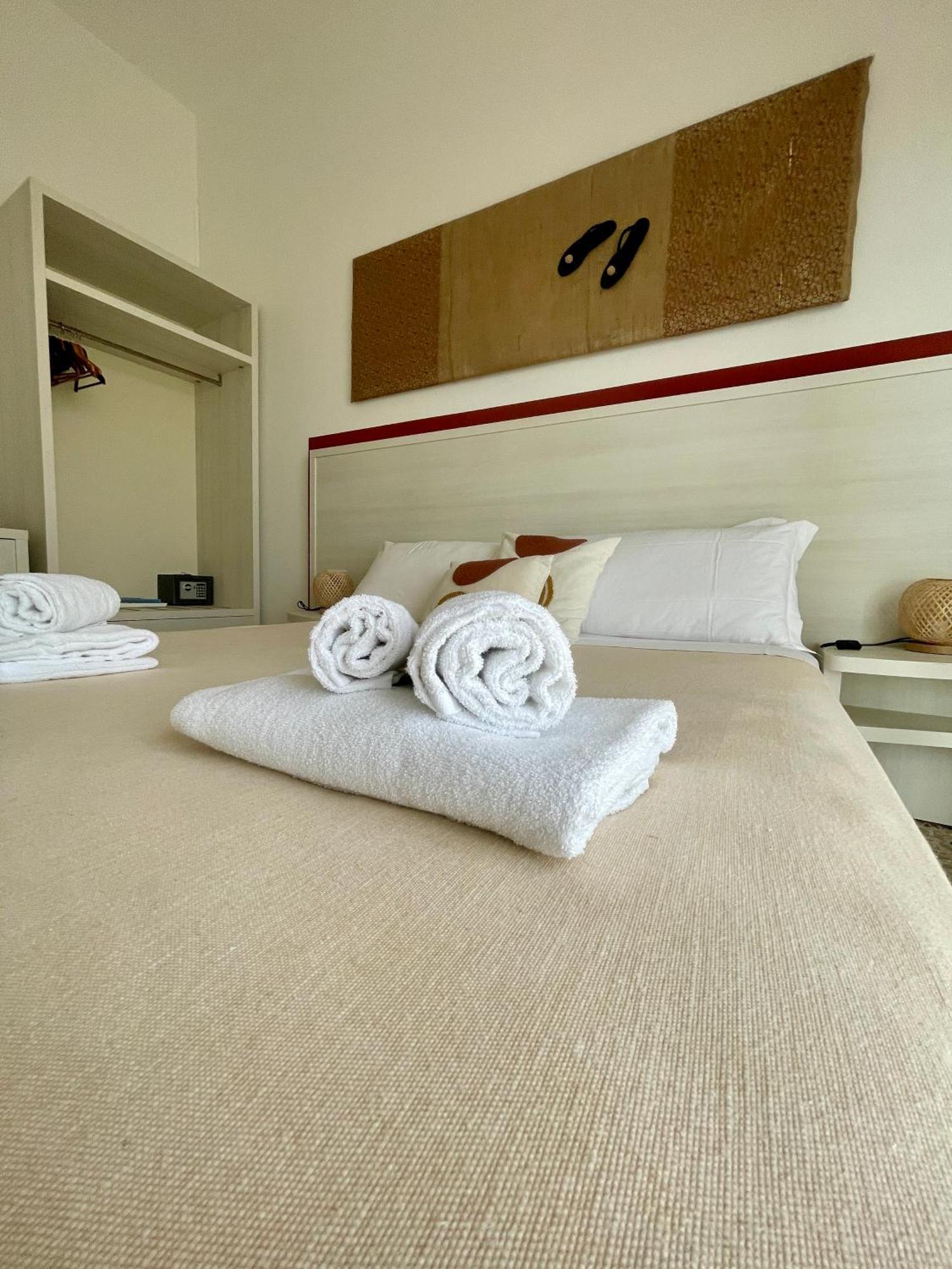 Hotel Maluentu Putzu Idu Luaran gambar